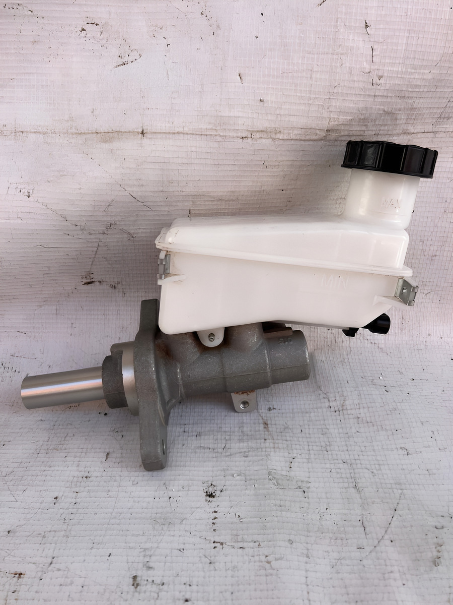 Bomba De Frenos Chevrolet S10 Max 2022-2025 Usado Original