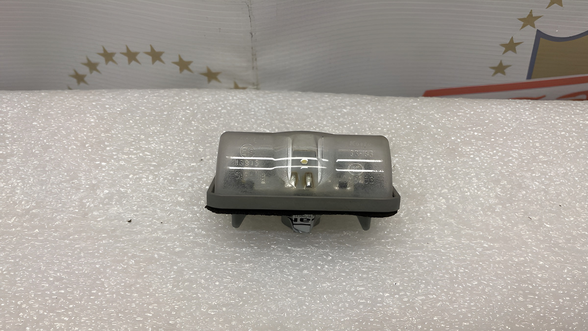 Luz De Placa Trasera Toyota Corolla 20 Al 24
