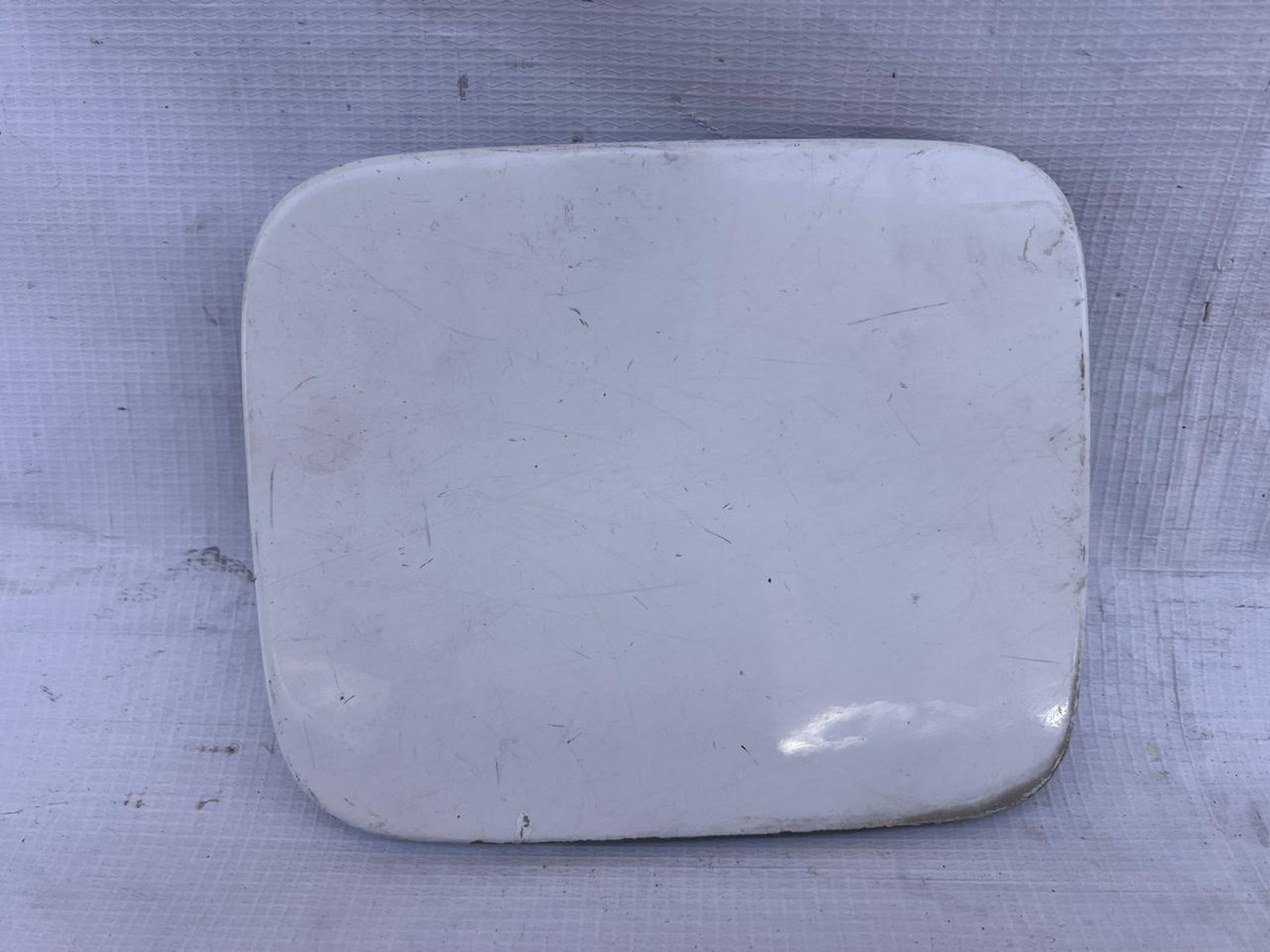 Tapa De Gasolina Renault Scala 2010-2013 Usado Original Blanco