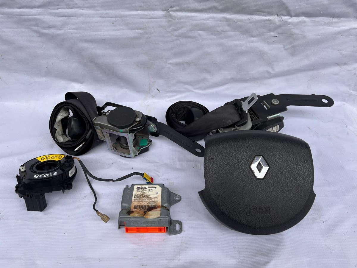 Kit De Bolsas De Aire Renault Scala 2010-2013 Usado Original Negro