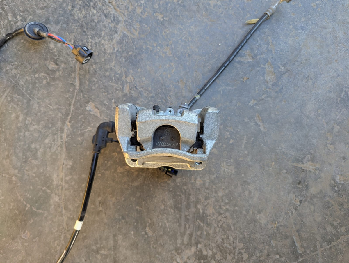 Kia Seltos Gt-line 2023-2024 Calipers Electronico Tras Izq