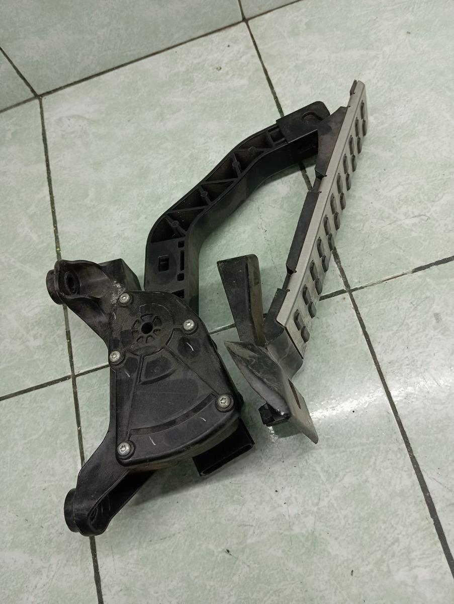 Kia Optima 11 Al 15 Pedal Acelerador