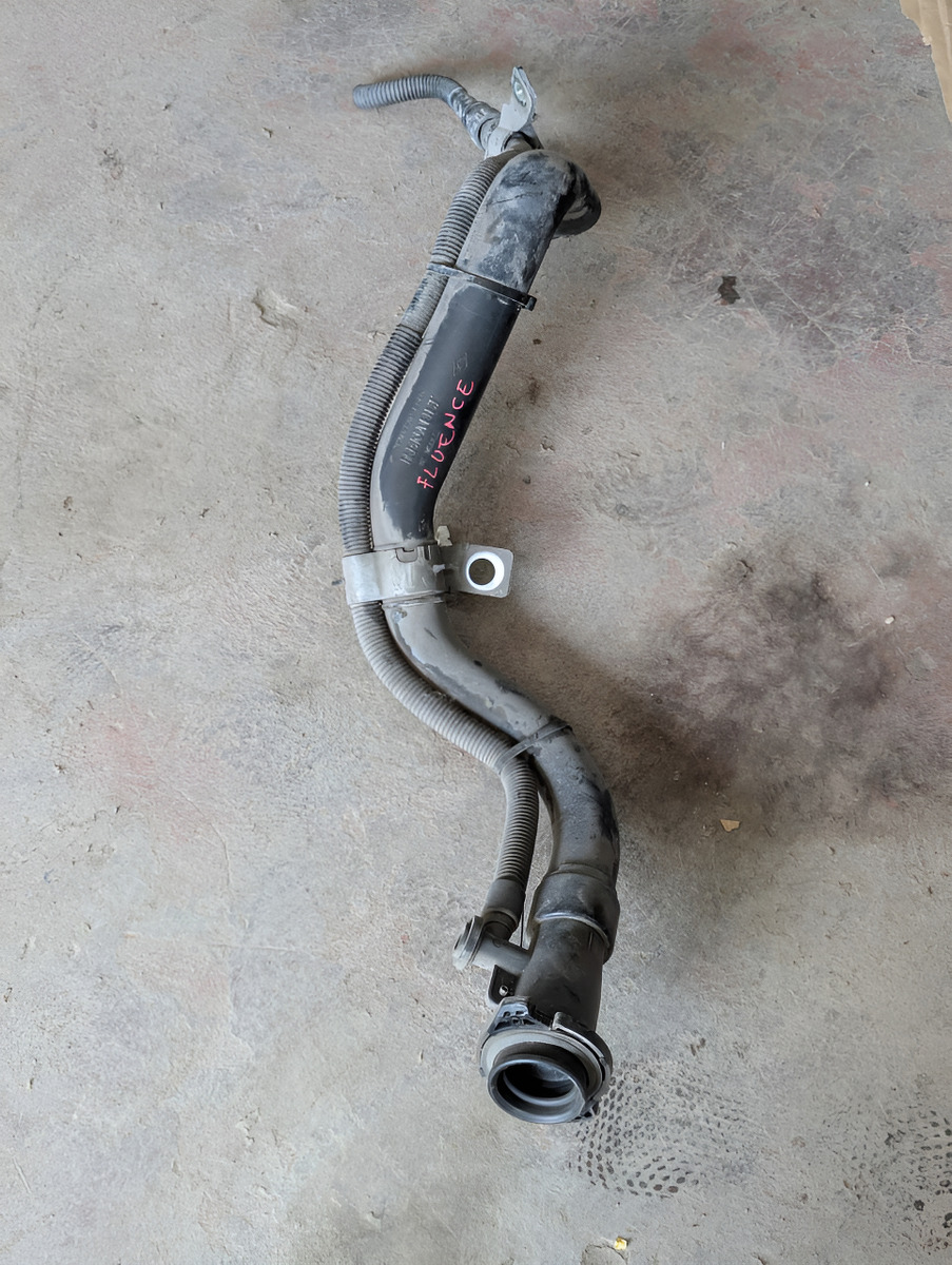 Renault Fluence 2011-2017 Ducto Toma Gasolina - vista 1