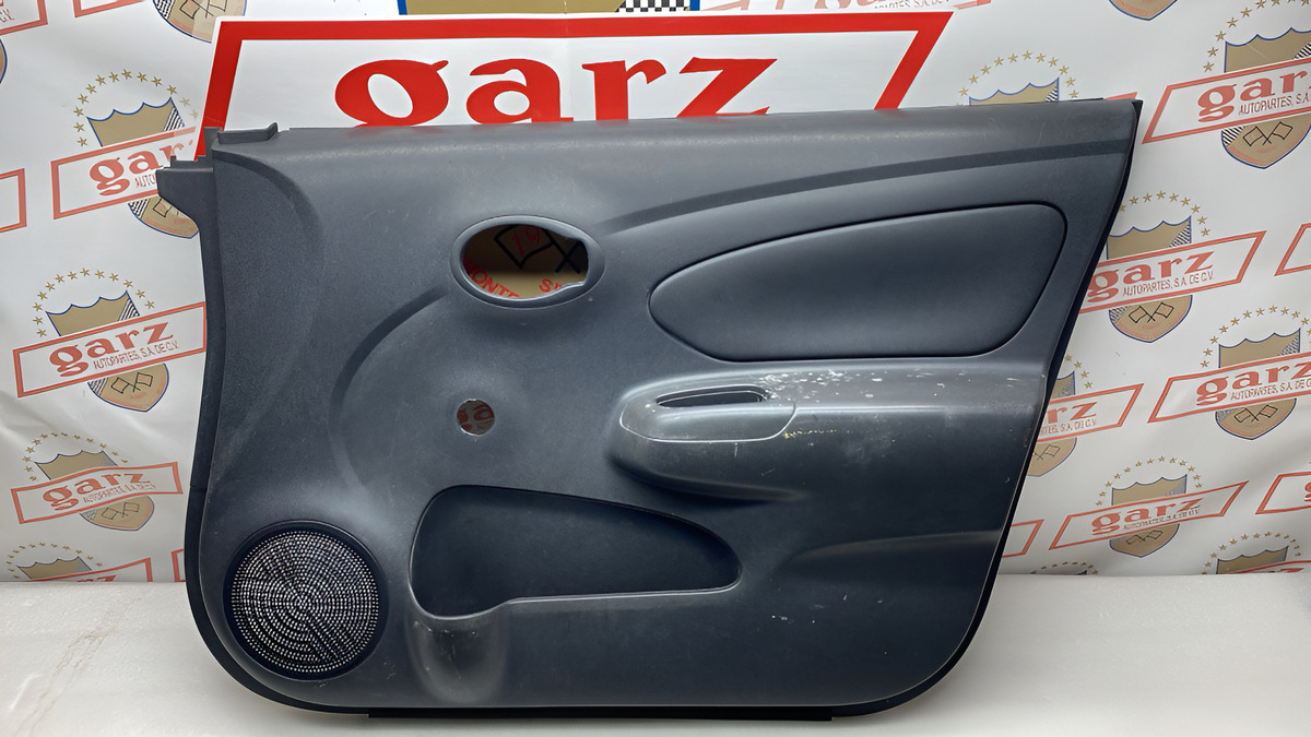 Vestidura Puerta Del Derecha Manual Nissan Versa 12 Al 19 - vista 1
