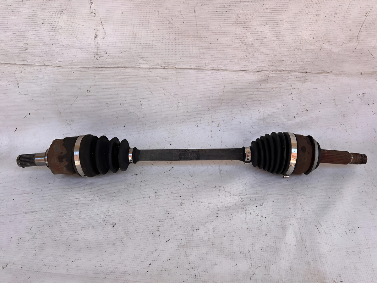 Flecha Izquierda Hyundai Attitude 2012-2014 Usado Original
