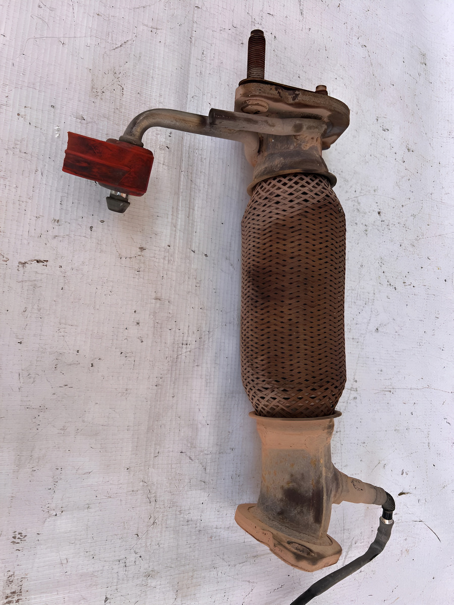 Catalizador Flexible Hyundai Attitude 2012-2014 Usado