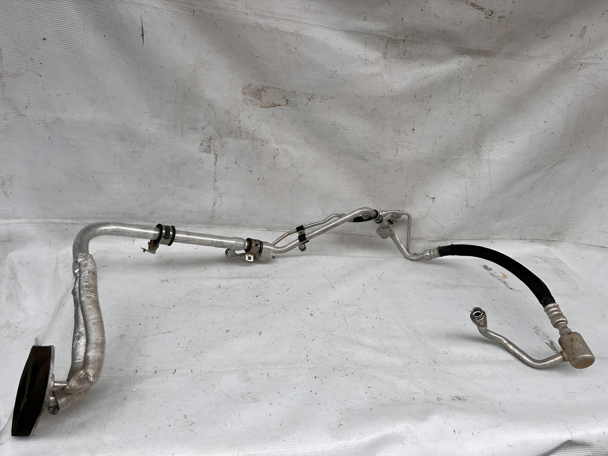 Manguera Aire Acondicionado Dodge Journey 2022-2024 Original