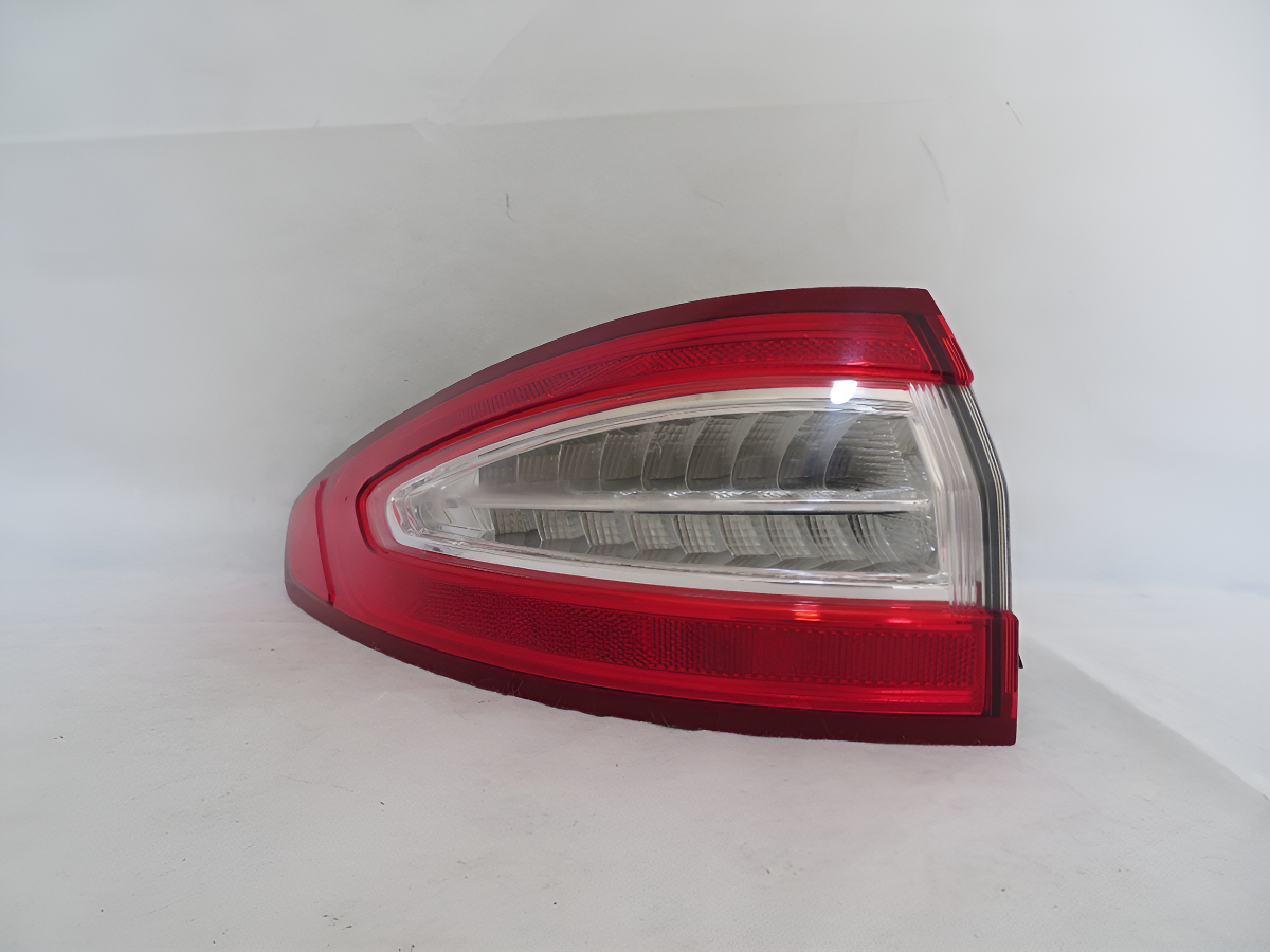 Calavera Izquierda Ford Fusion 2013 Izquierdo Rojo - vista 1