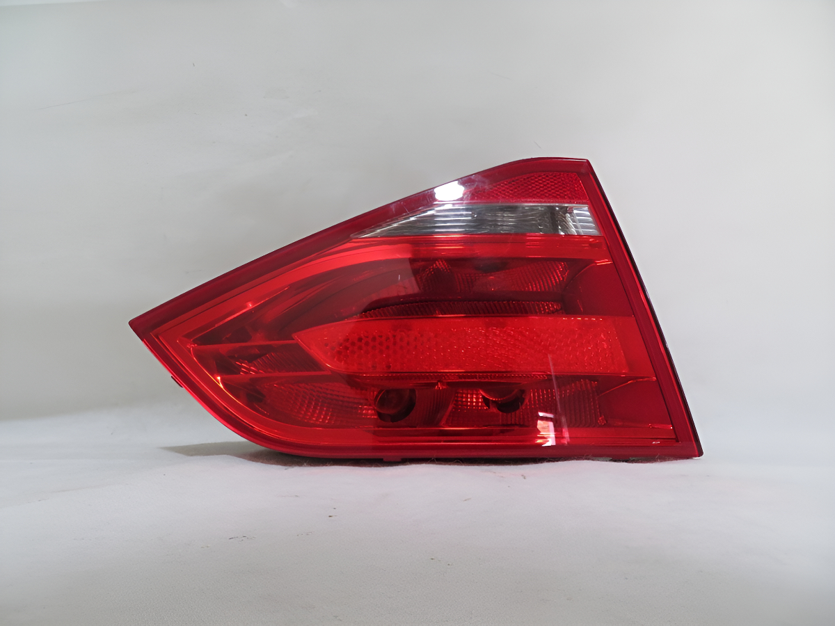 Calavera Interior Izquierda Audi A4 2011 Izquierdo Rojo - vista 1