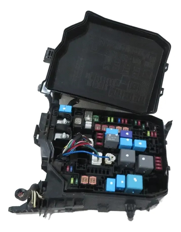 Modulo Caja Fusibles Corolla 2014-2018 1.8 Y 2.0 Xse