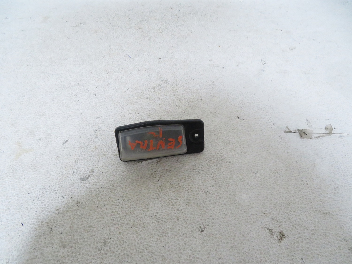 Luz Placa Trasero Sentra 2012