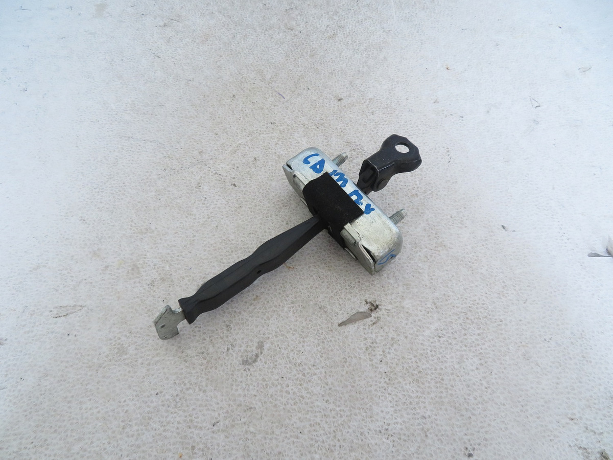 Tirante Puerta Trasero Derecho Camry 2015-2017