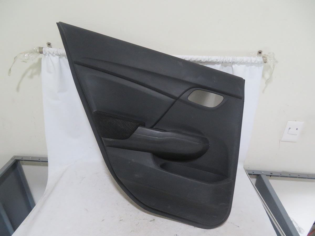 Tapa Vestidura Puerta Trasera Izquierda Civic 2013