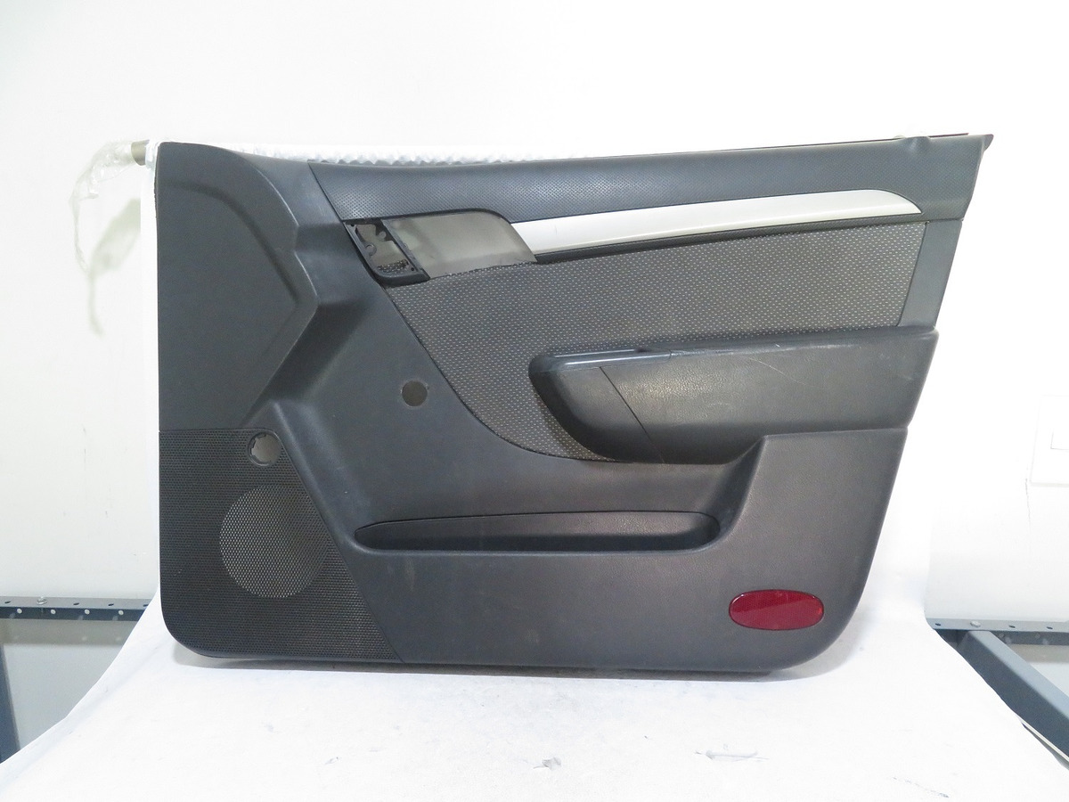 Tapa Vestidura Delantera Derecha Manual Aveo 2016 - vista 1