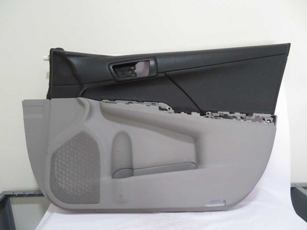 Tapa Vestidura Delantera Derecha Camry 2012 2013 2014
