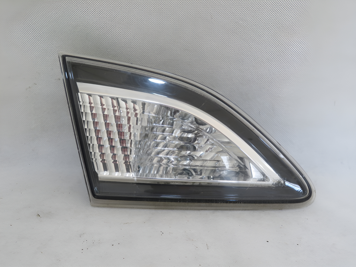 Calavera Interior Izquierda Mazda 3 2011 Izquierdo Blanco - vista 1