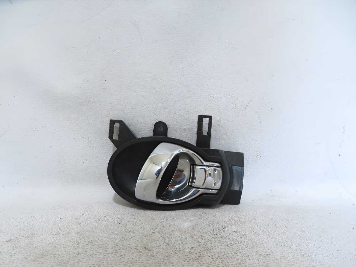 Moldura Interior Puerta Trasera Izquierda Versa 2014 Negro