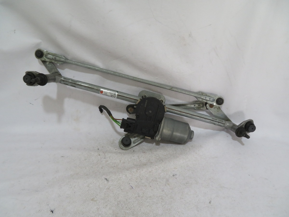 Motor Limpiabrisas Delantero Jetta 2019-2023