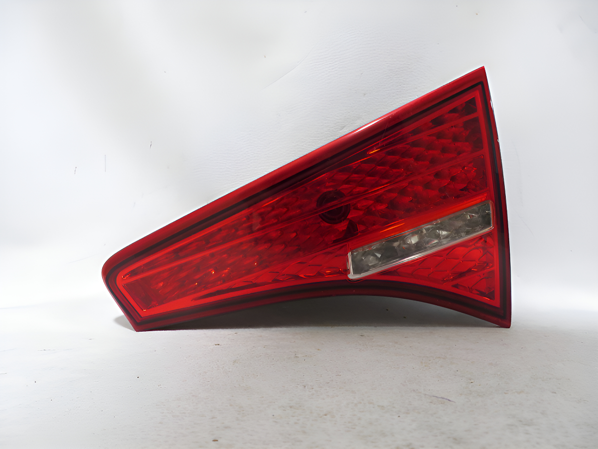 Calavera Interior Derecha Optima 2011 2012 2013 Derecho Rojo - vista 1