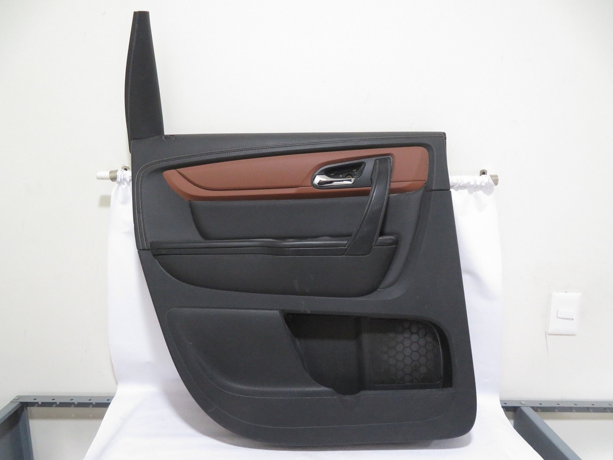 Tapa Vestidura Trasera Izquierda Acadia 2007 Al 2015