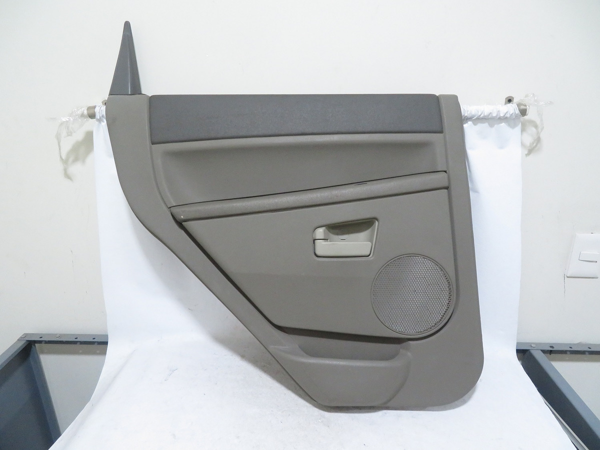 Tapa Vestidura Trasera Izquierda Grand Cherokee 2005-2010