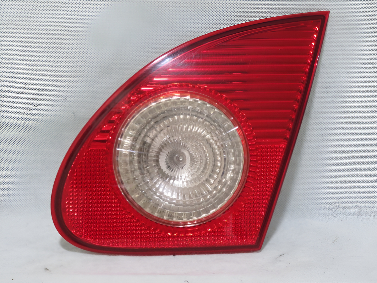 Calavera Interior Derecha Corolla 2005 Derecho Rojo - vista 1