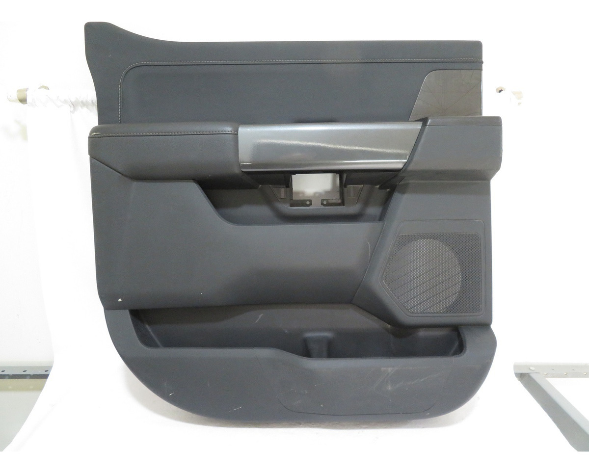 Tapa Vestidura Trasera Izquierda F150 2015-2020 Detalle