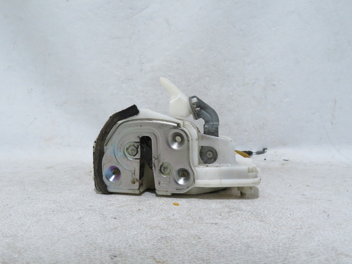 Chapa Puerta Trasera Derecha Mazda3 2010