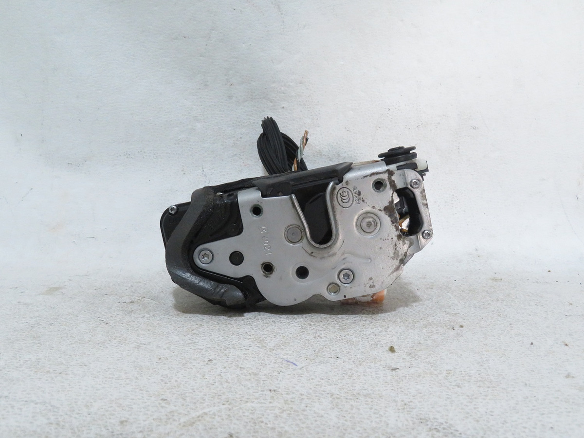 Chapa Puerta Trasera Izquierda Trax 2015