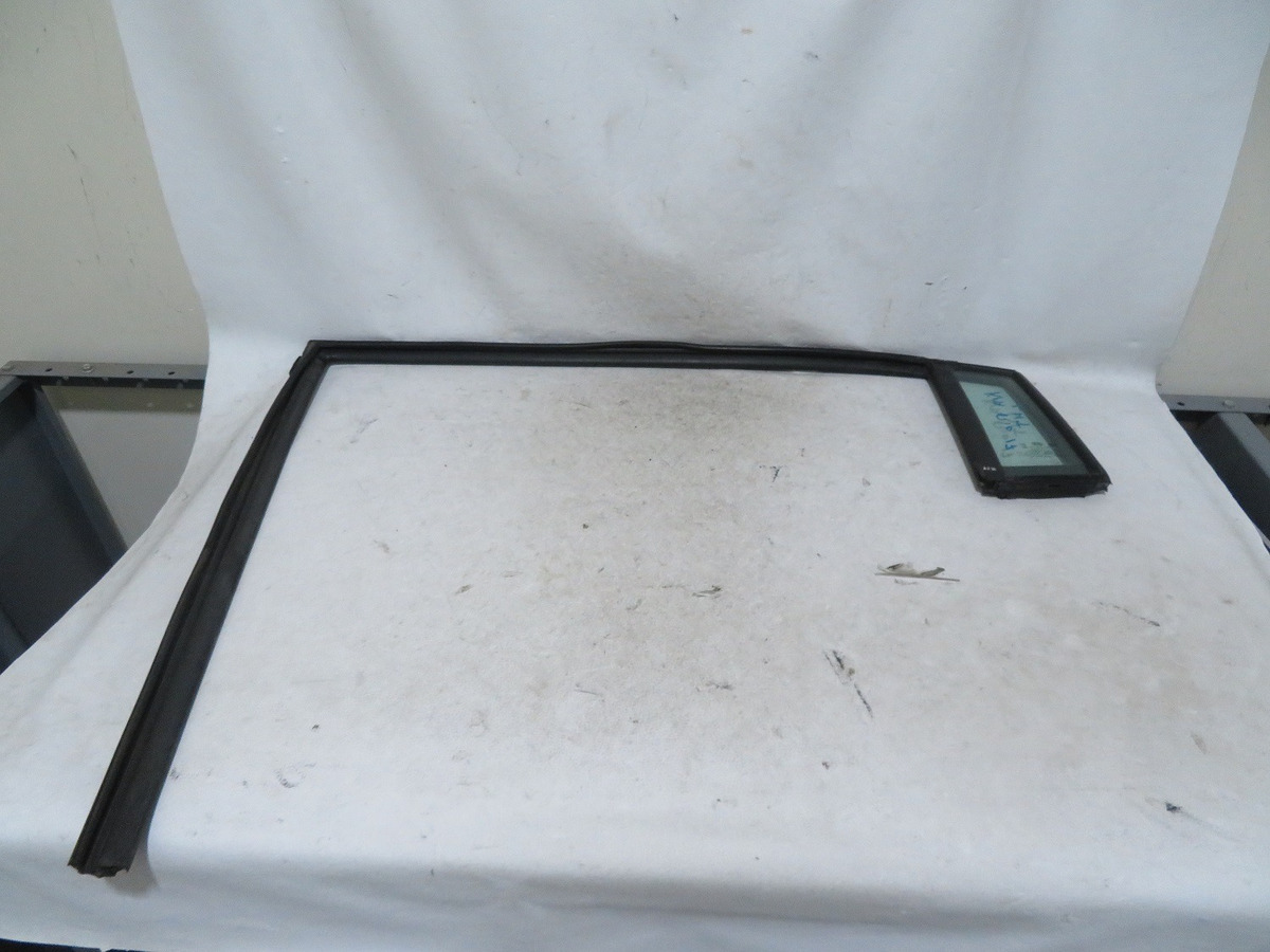 Cristal Aleta Puerta Trasera Izquierda Kia Rio Sedan 2012-17