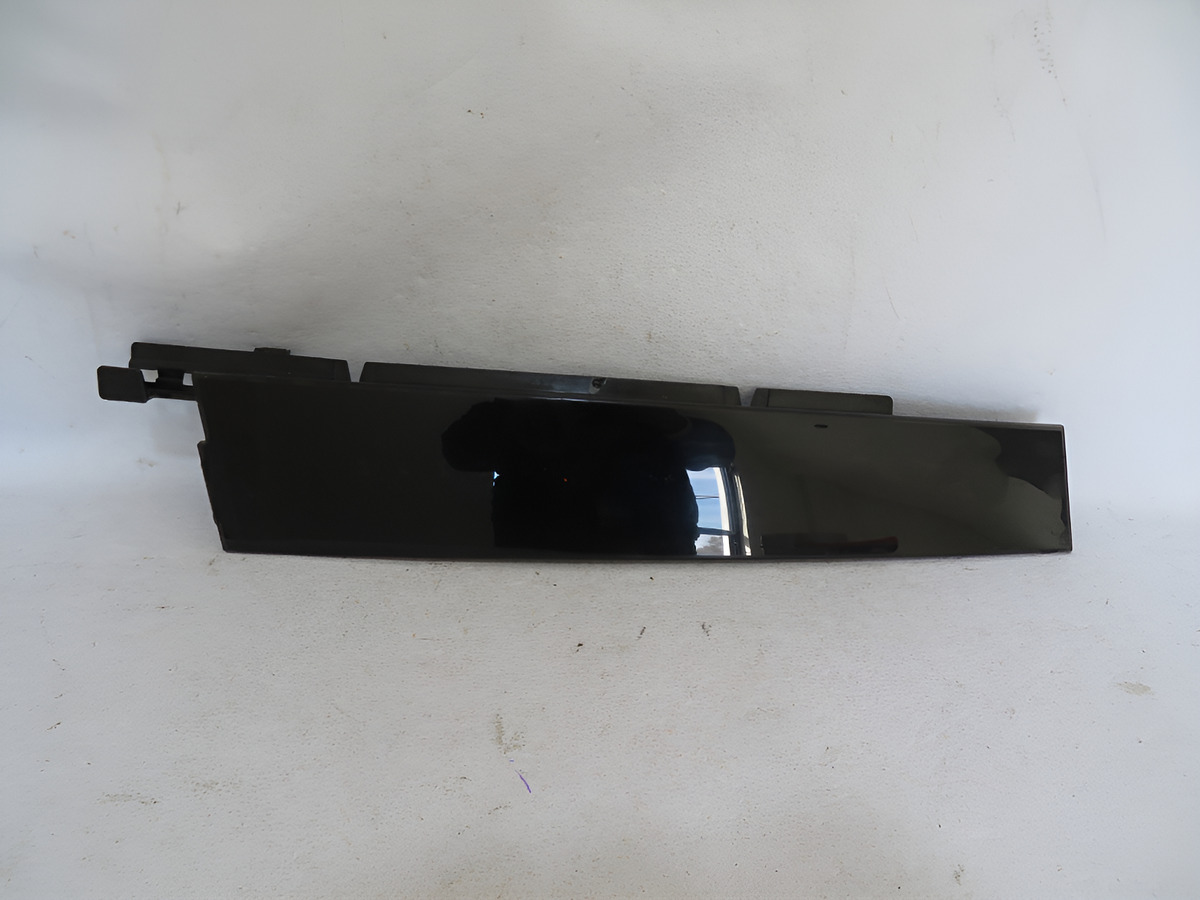Moldura Puerta Del Izq C/codigo Bronco Sport 2021 Al 2024 Negra