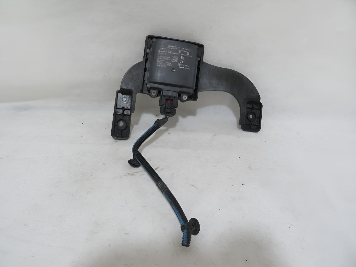 Modulo Punto Ciego Radar Trasero Derecho Ecosport 2018  2020 Negro