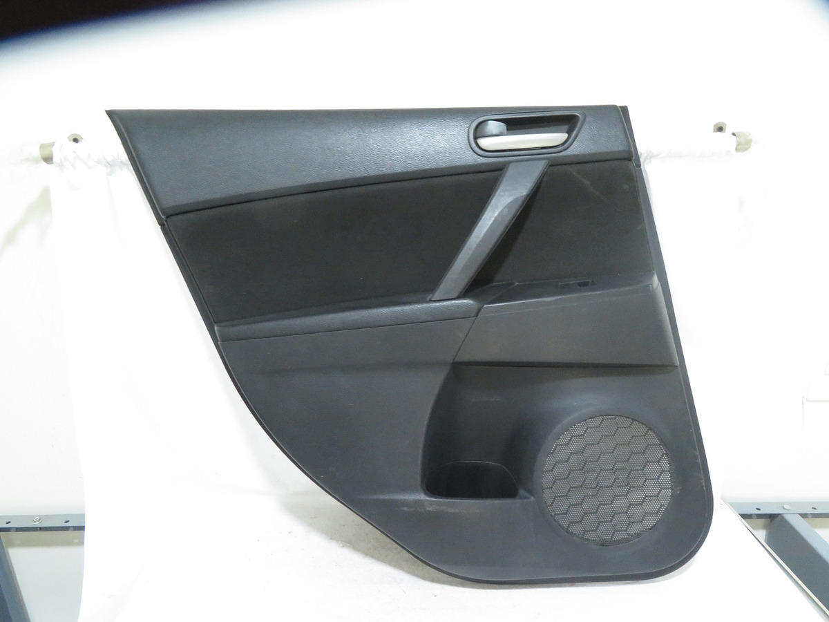 Tapa Vestidura Trasera Izquierda Mazda 3 2010
