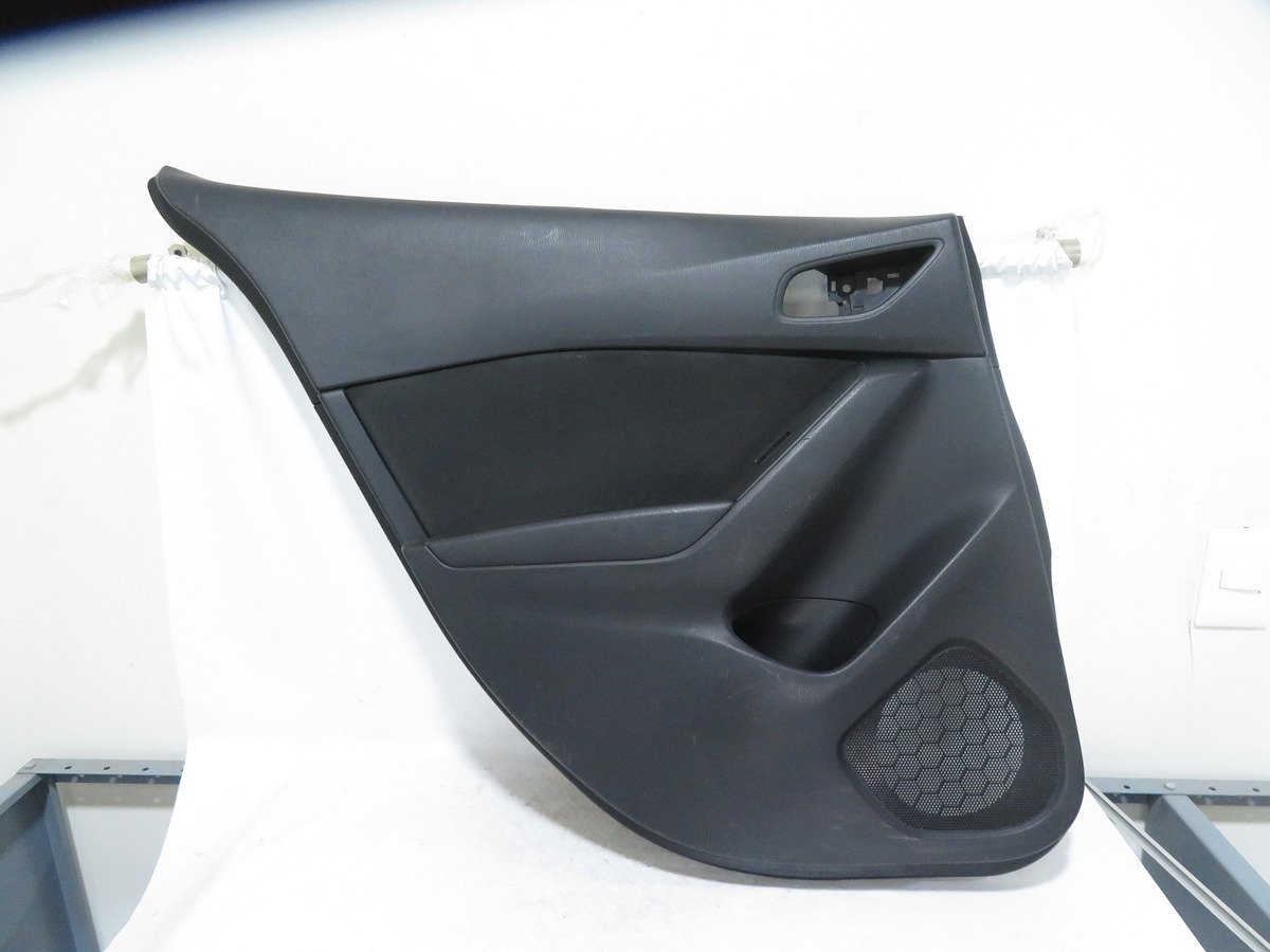 Tapa Vestidura Trasera Derecha Mazda 6 2015