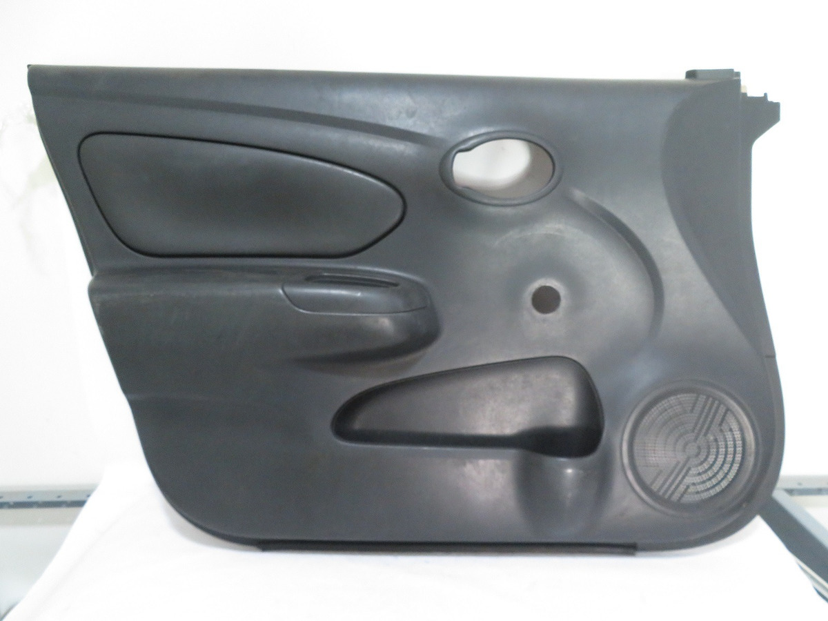 Tapa Vestidura Delantera Izquierda Versa 2015 Manual