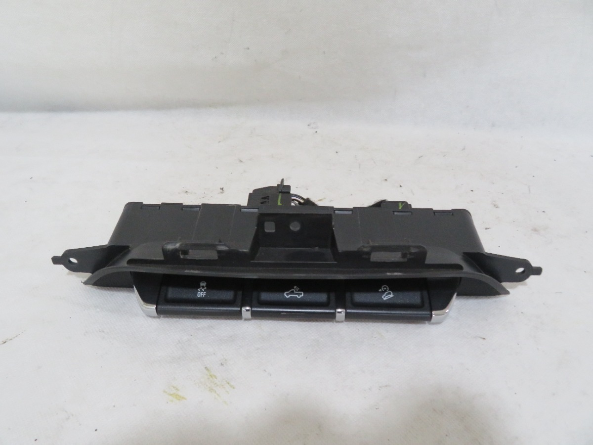 Switch Interruptor De Traccion Chevrolet Silverado 2014