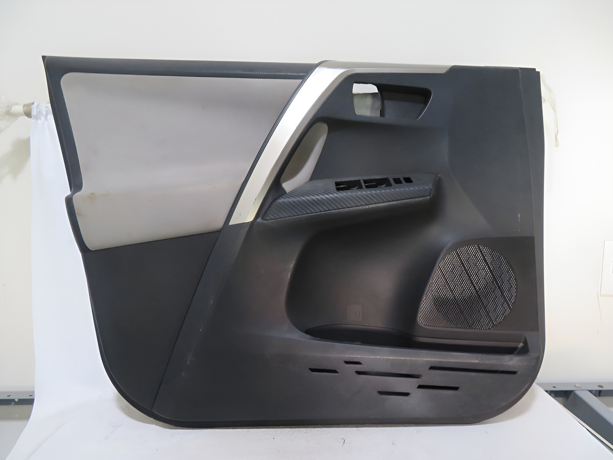 Tapa Vestidura Puerta Delantera Izquierda Rav4 2017