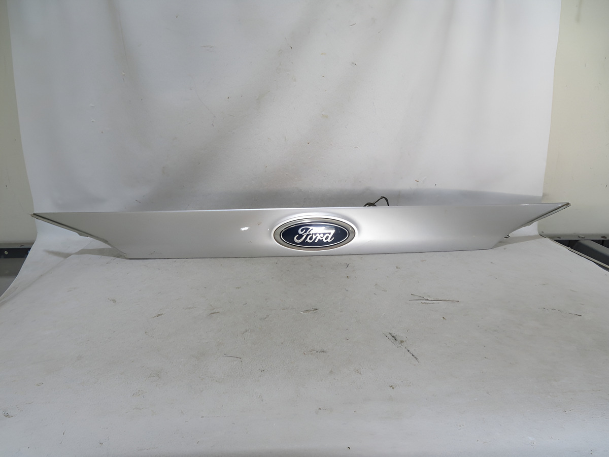 Moldura Cajuela Focus 2014 Gris - vista 1