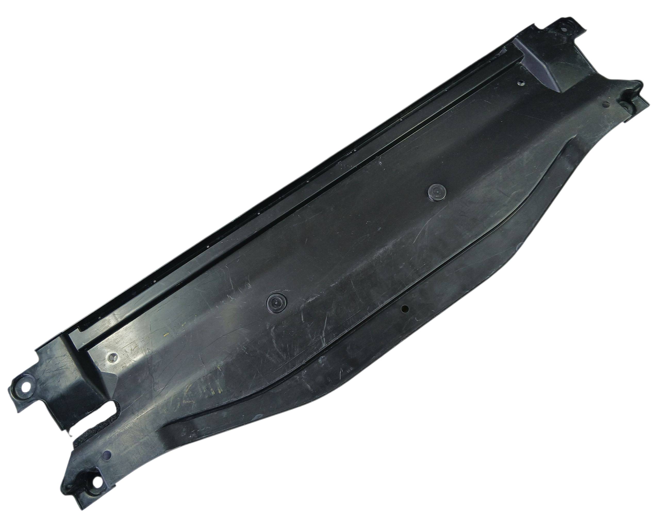 Nissan Np300 2021 - 2023 Tolvas de Motor Usado Original