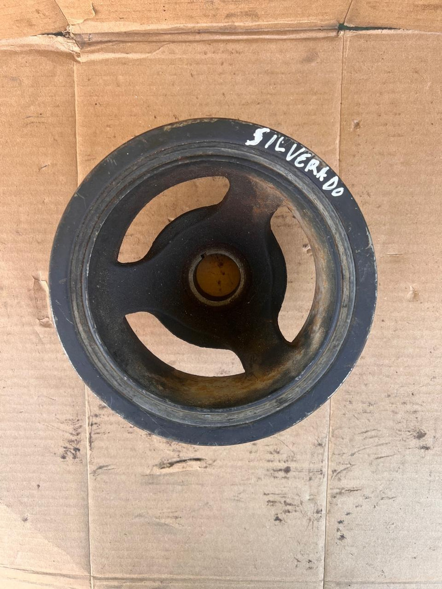 Polea De Cigüeñal Chevrolet Silverado 2015 Usado Original