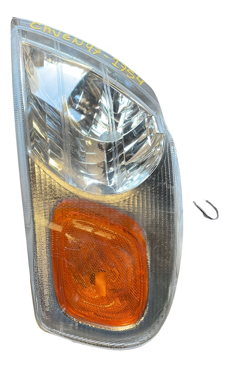 Cuarto Punta Lh Chevrolet Venture 97-04 Generico C/detalle