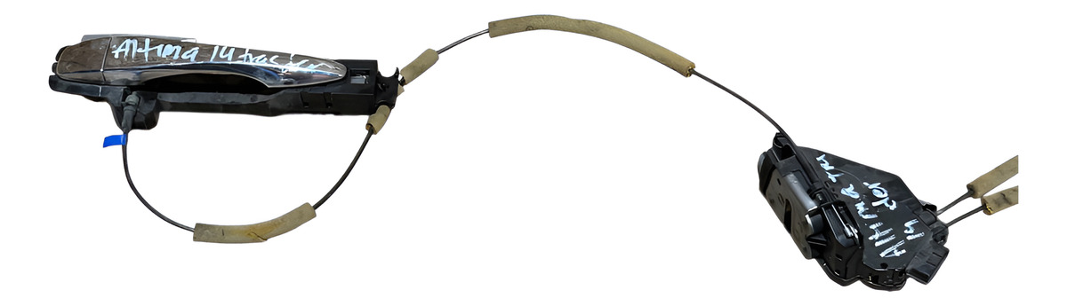 Nissan Altima 2010 - 2015 Cerraduras de Puerta Trasera Derecho Usado Original