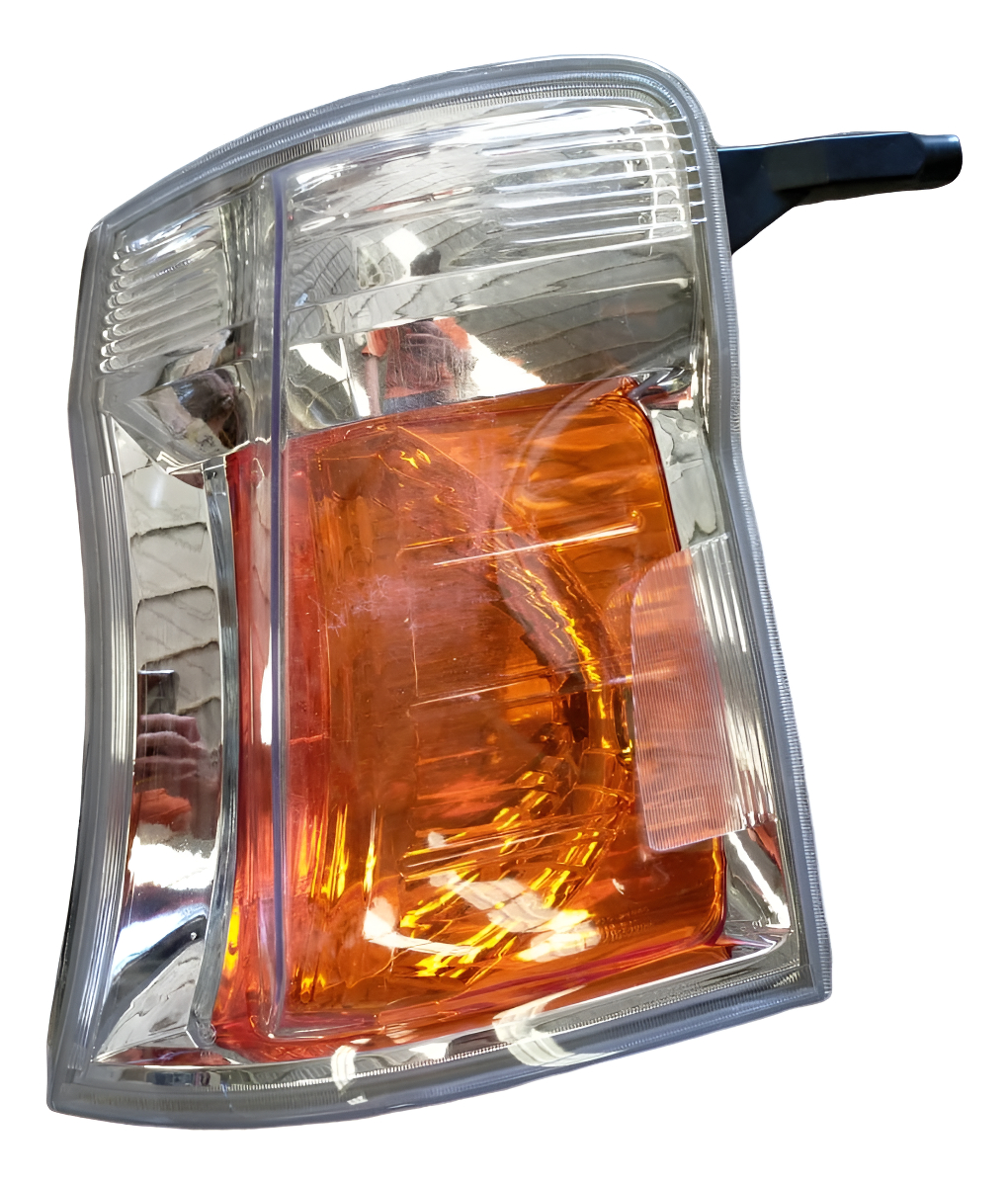 Cuarto De Punta Lh Nissan Urvan 2007-2013 Tw (2)