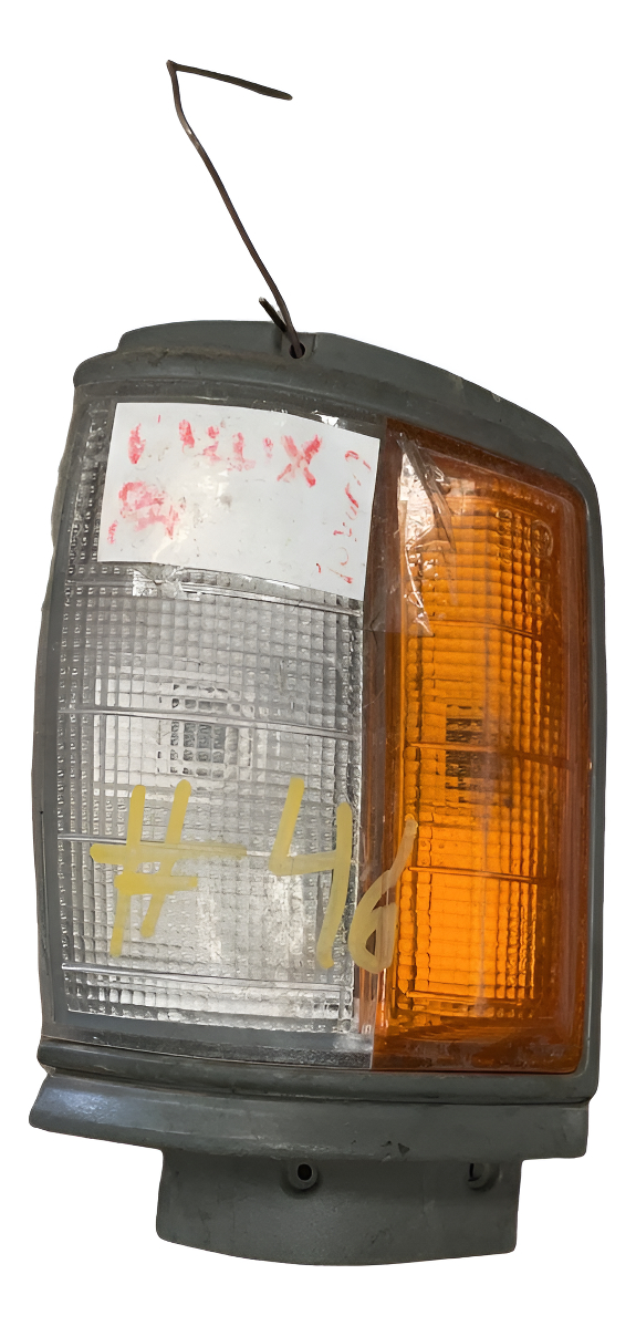 Cuarto De Punta Lh Toyota Hilux 1984-1987 Tw