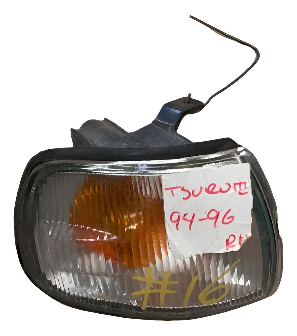 Cuarto De Punta Der Nissan Tsuru 1994-1996 C/det Taiwan