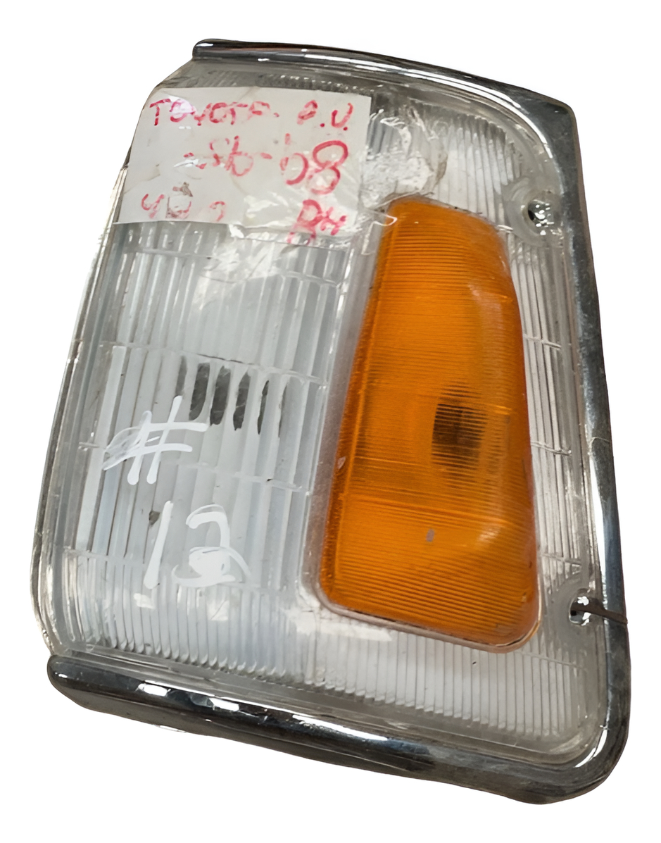 Cuarto De Punta Der Toyota Pick Up 1989-1995 Taiwan (2)
