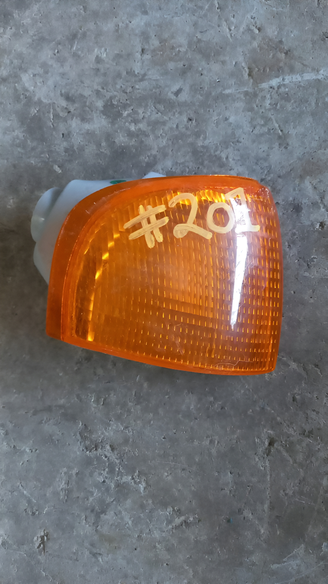 Cuarto De Punta Der Vw Pointer 1998-1999 Taiwan