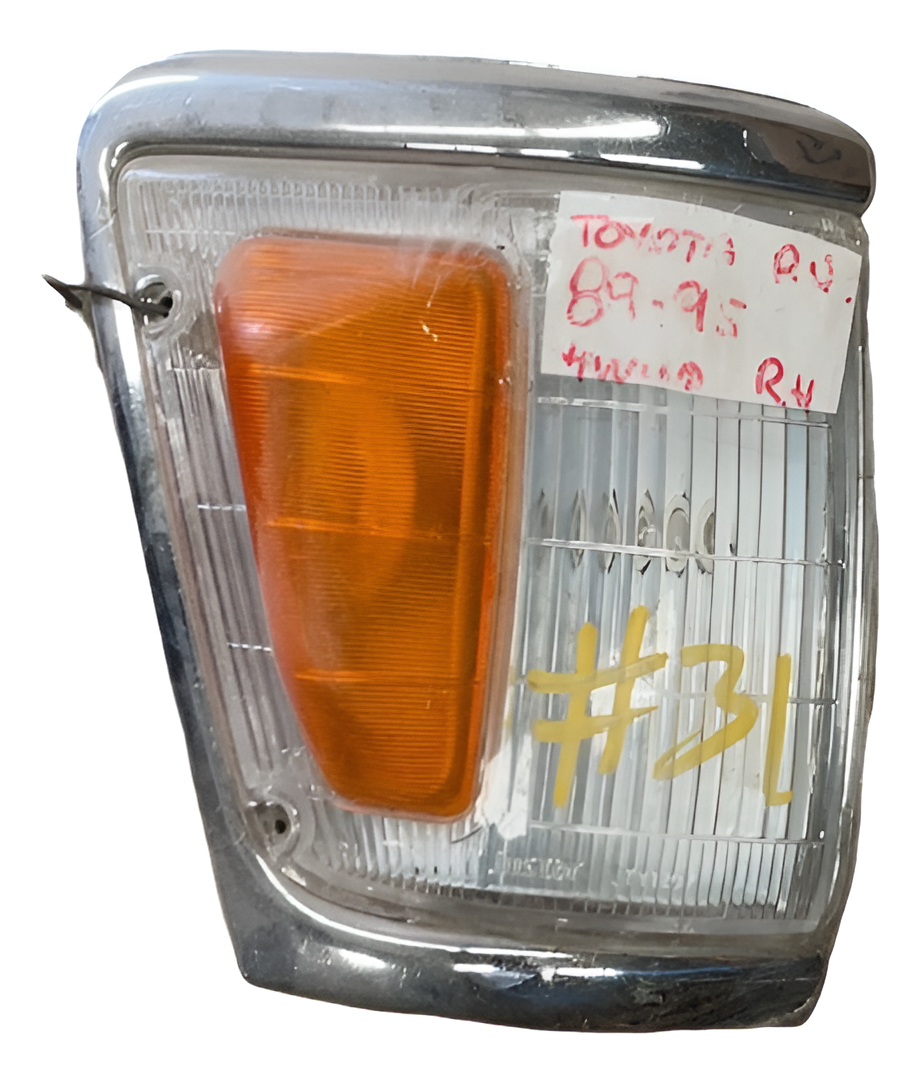 Cuarto De Punta Der Toyota Pick Up 1989-1995 Taiwan (3)