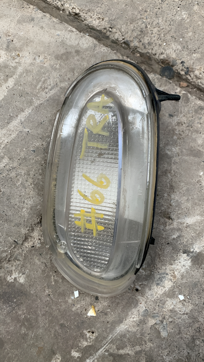 Cuarto Frontal Der Ford Mercury 1997-2002 C/det Taiwan