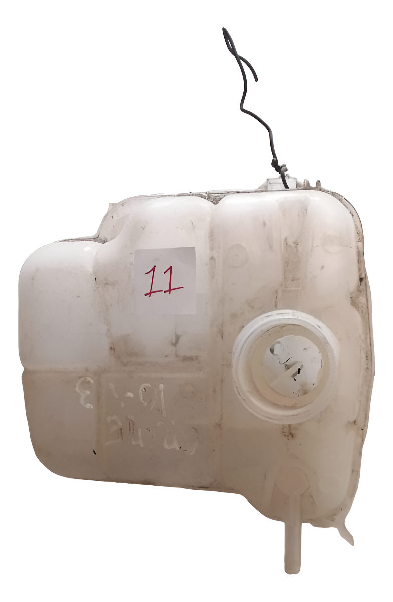 Deposito Limpiabrisas Nissan Titan 2007-2014